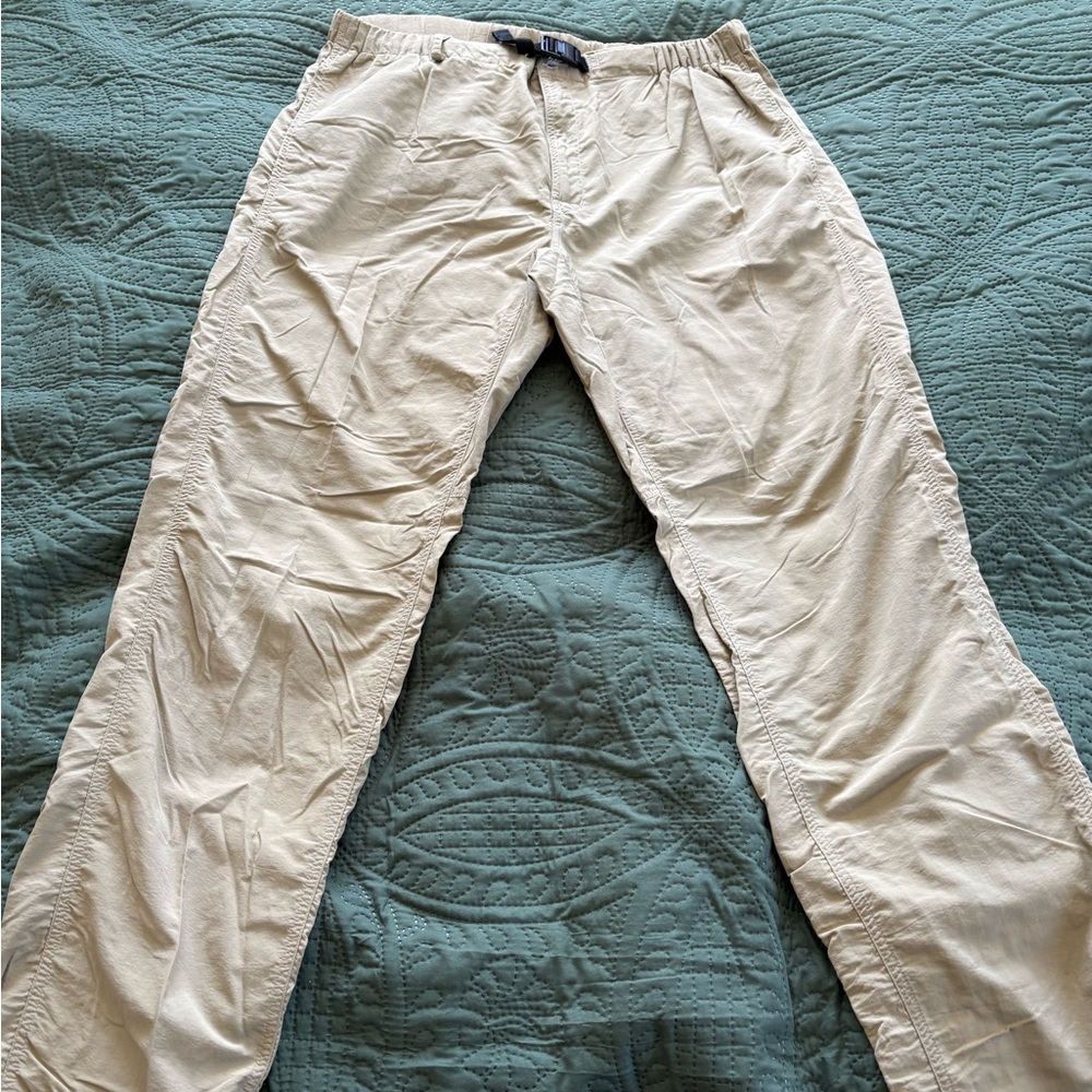 TravelSmith Men's Drawstring Chinos in Light Beige